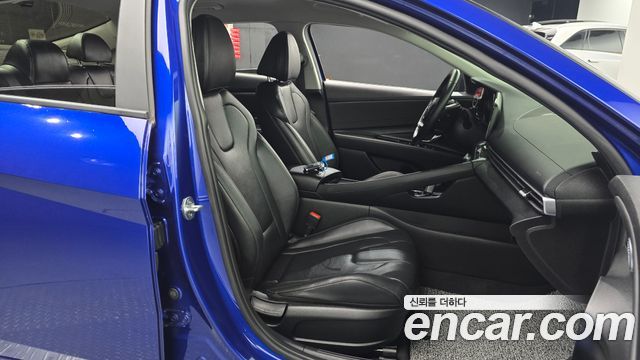 Hyundai AVANTE 2021 — photo 16
