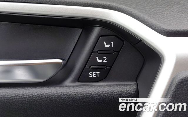 Toyota RAV4 2025 — photo 14