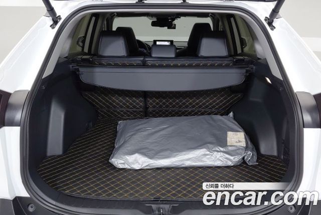 Toyota RAV4 2025 — photo 16