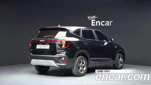 Kia Seltos 2023 — photo 2