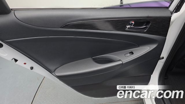 Hyundai Sonata 2014 — photo 15