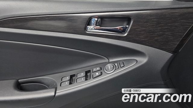 Hyundai Sonata 2014 — photo 29