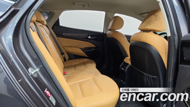 Kia K7 2020 — photo 17
