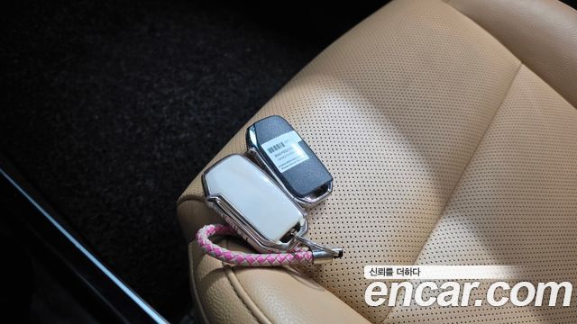 Kia K7 2020 — photo 21