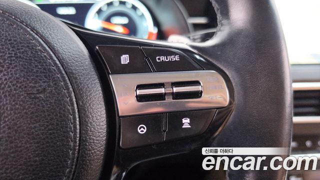 Kia K7 2020 — photo 22