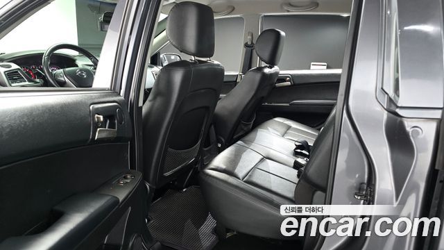 KG Mobility KORANDO 2017 — photo 11