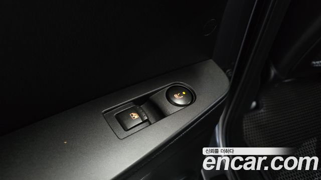 KG Mobility KORANDO 2017 — photo 17