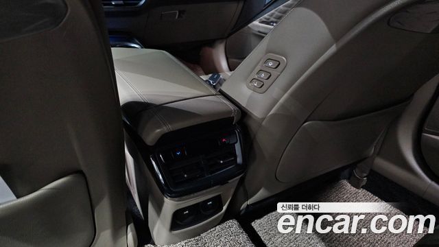 Kia K8 2023 — photo 31