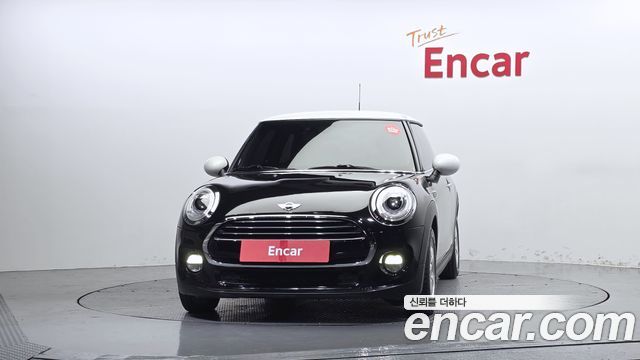 Mini Cooper 2018 — photo 3