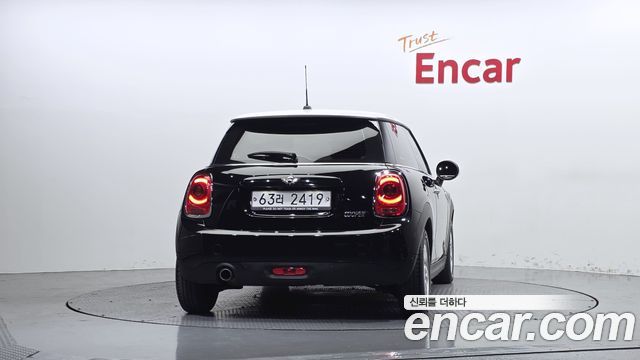 Mini Cooper 2018 — photo 4