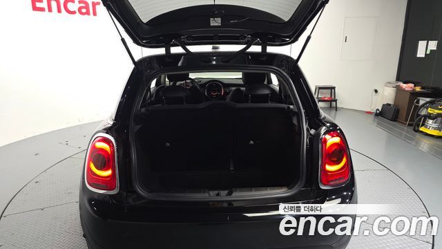 Mini Cooper 2018 — photo 20