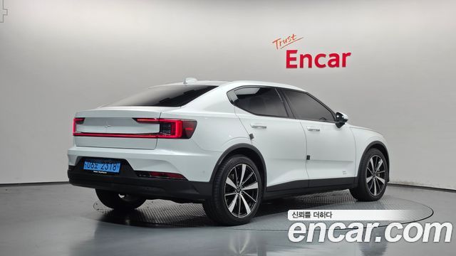 Polestar Polestar 2 2022 — photo 2