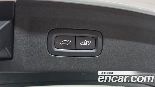 Polestar Polestar 2 2022 — photo 24