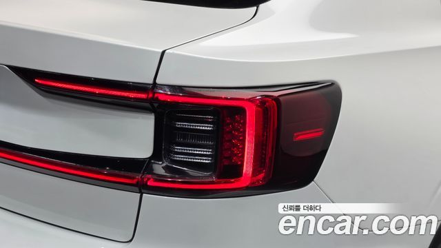 Polestar Polestar 2 2022 — photo 9