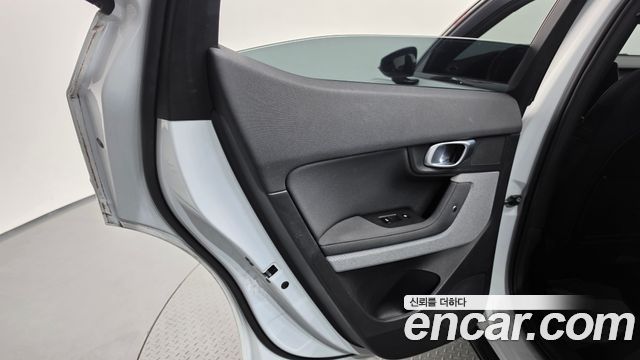 Polestar Polestar 2 2022 — photo 15