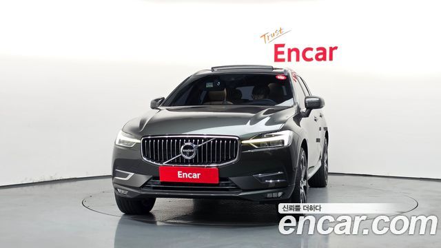 Volvo XC60 2019 — photo 3