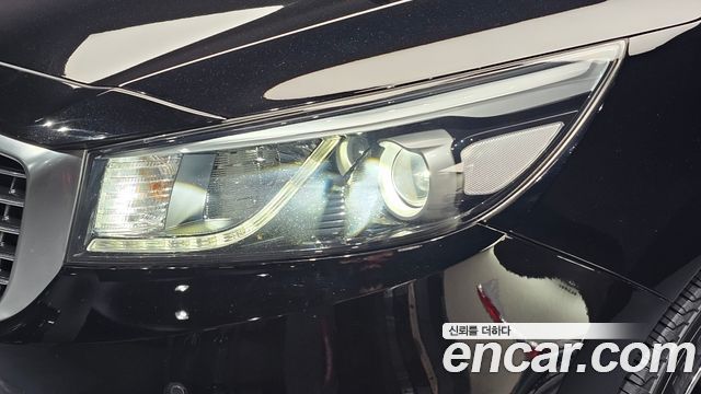 Kia Canival 2017 — photo 8