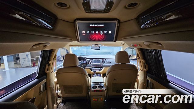 Kia Canival 2017 — photo 30