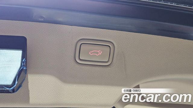 Kia Canival 2017 — photo 31