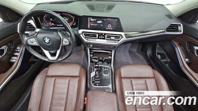 BMW 3-Series 2021 — photo 10