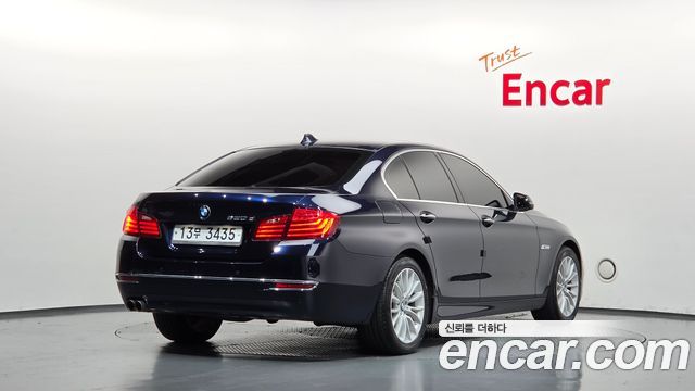 BMW 5-Series 2014 — photo 2