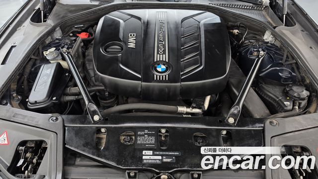 BMW 5-Series 2014 — photo 6