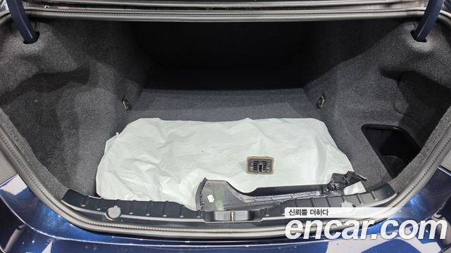 BMW 5-Series 2014 — photo 20