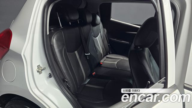 Chevrolet Korea Spark 2019 — photo 16