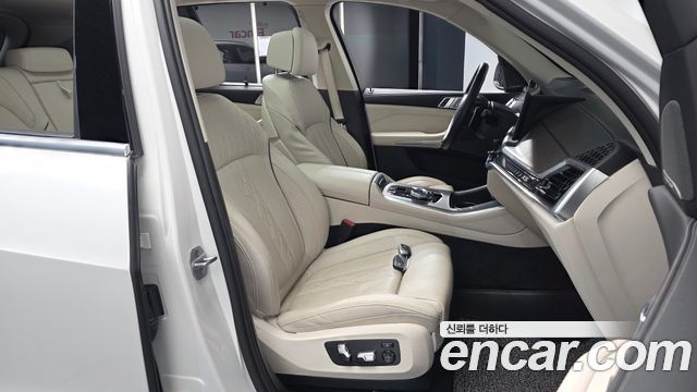 BMW X5 2025 — photo 16