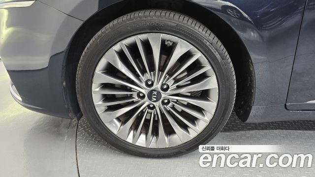 Kia K7 2018 — photo 5