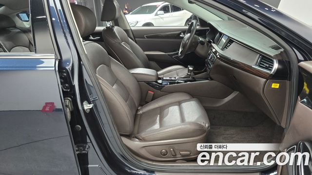 Kia K7 2018 — photo 16