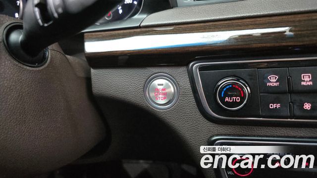 Kia K7 2018 — photo 29
