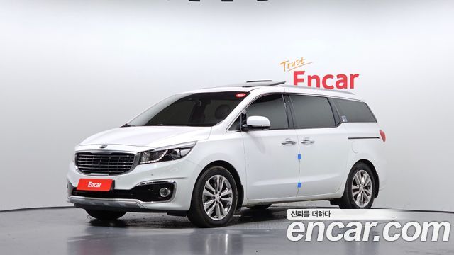Kia Canival 2016 — photo 1
