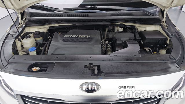 Kia Canival 2016 — photo 6