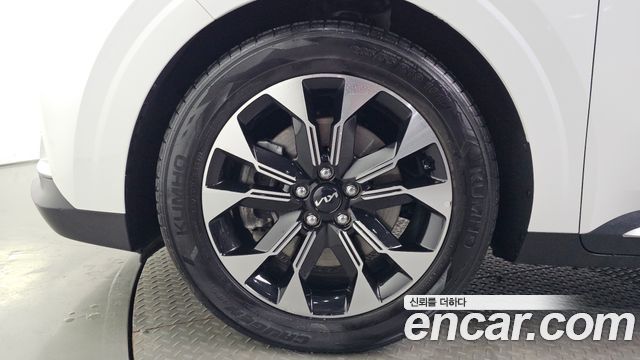Kia Canival 2022 — photo 5
