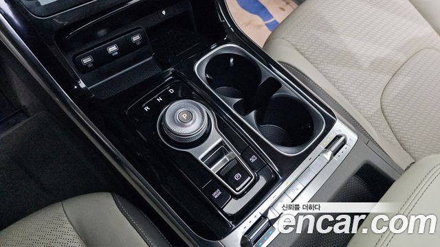 Kia Canival 2022 — photo 12