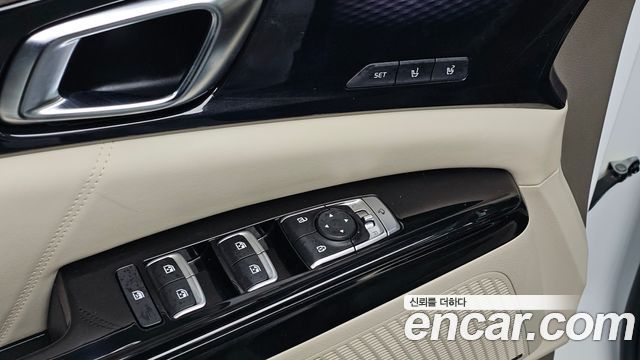Kia Canival 2022 — photo 19