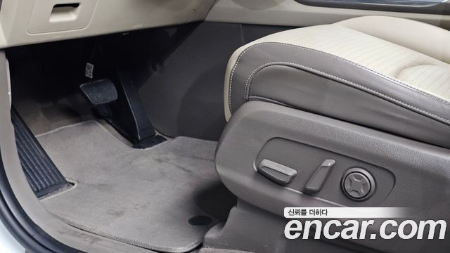 Kia Canival 2022 — photo 20