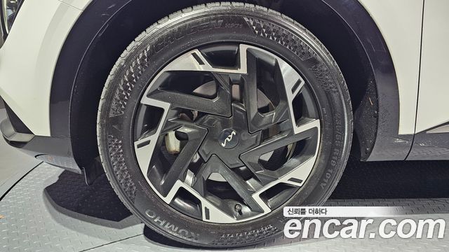 Kia Sportage 2023 — photo 5