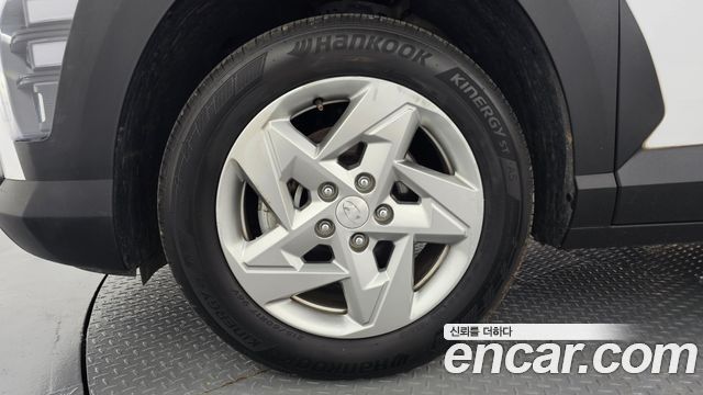 Hyundai Kona 2023 — photo 5