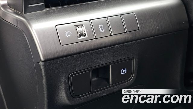 Hyundai Kona 2023 — photo 20