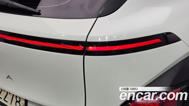 Hyundai Kona 2023 — photo 9