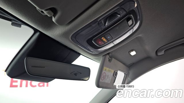 Hyundai Kona 2023 — photo 28