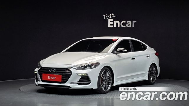 Hyundai AVANTE 2018 — photo 1