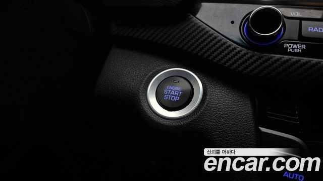 Hyundai AVANTE 2018 — photo 26