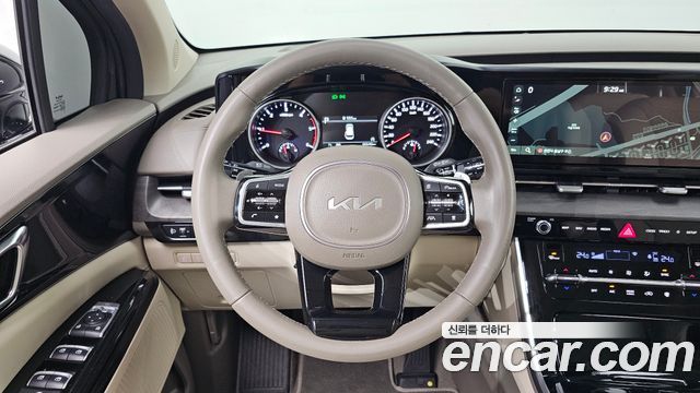 Kia Canival 2023 — photo 22