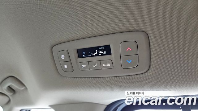Kia Canival 2023 — photo 31