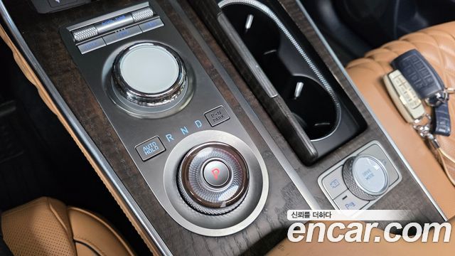 Genesis GV80 2023 — photo 12