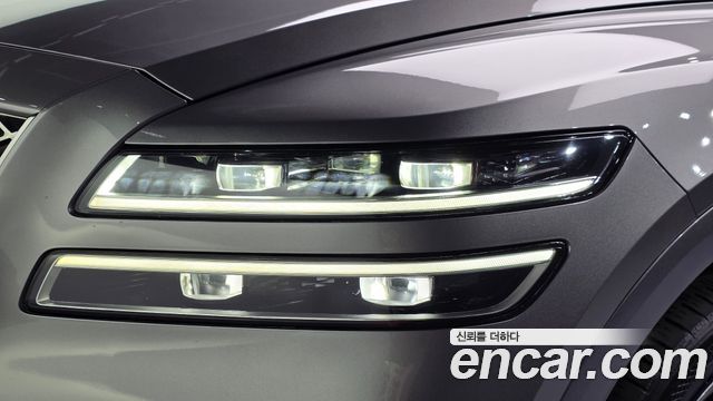 Genesis GV80 2023 — photo 8