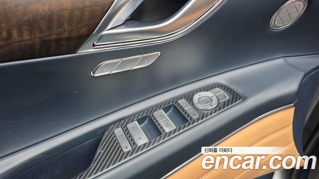 Genesis GV80 2023 — photo 27